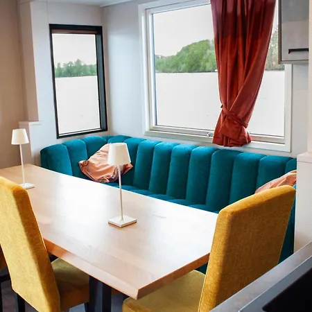Holiday home Moonrooms - Luxus Hausboot Berlin