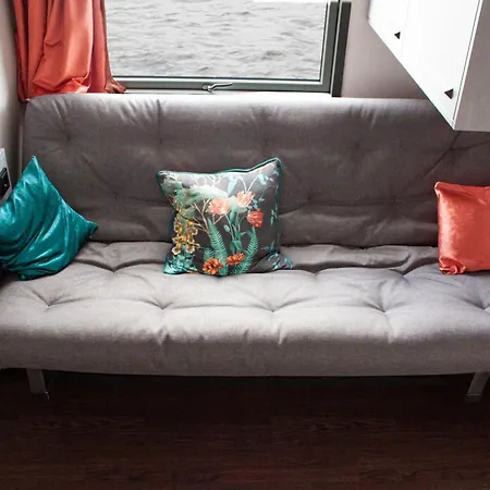 Holiday home Moonrooms - Luxus Hausboot *