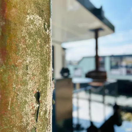 Moonrooms - Luxus Hausboot Berlin